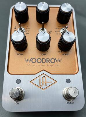 Universal Audio UAFX Woodrow '55 Instrument Amplifier Pedal